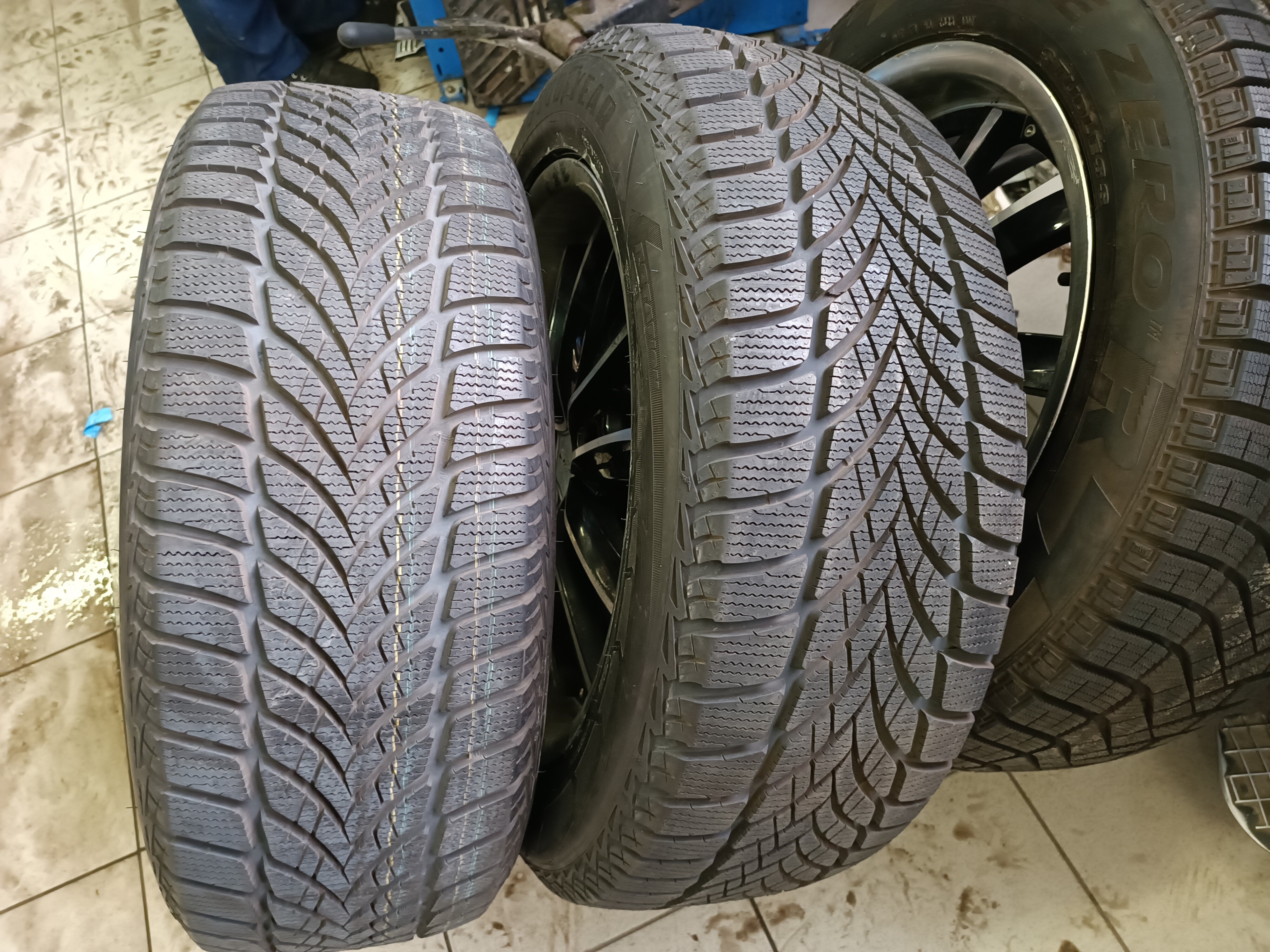 Купить зимние шины GOODYEAR Ultra Grip Ice 2 в ВИРБАКавто - бесплатный  шиномонтаж в Ростове-на-Дону, большой каталог резины